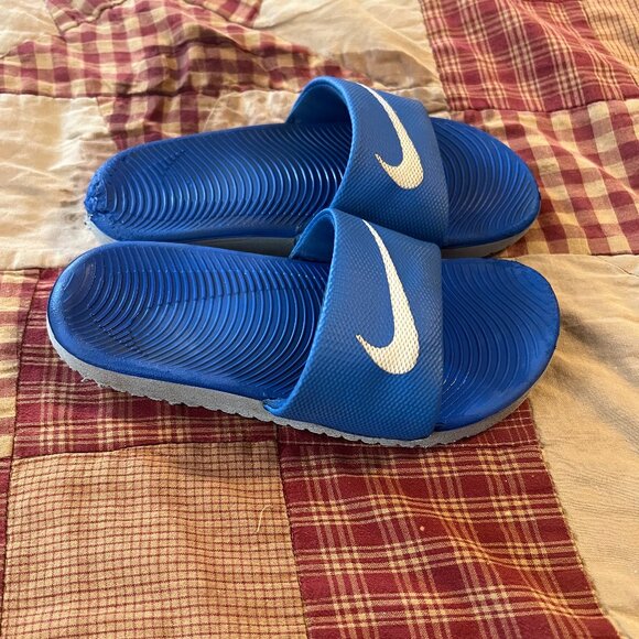 Nike Other - Nike Boys Size 12